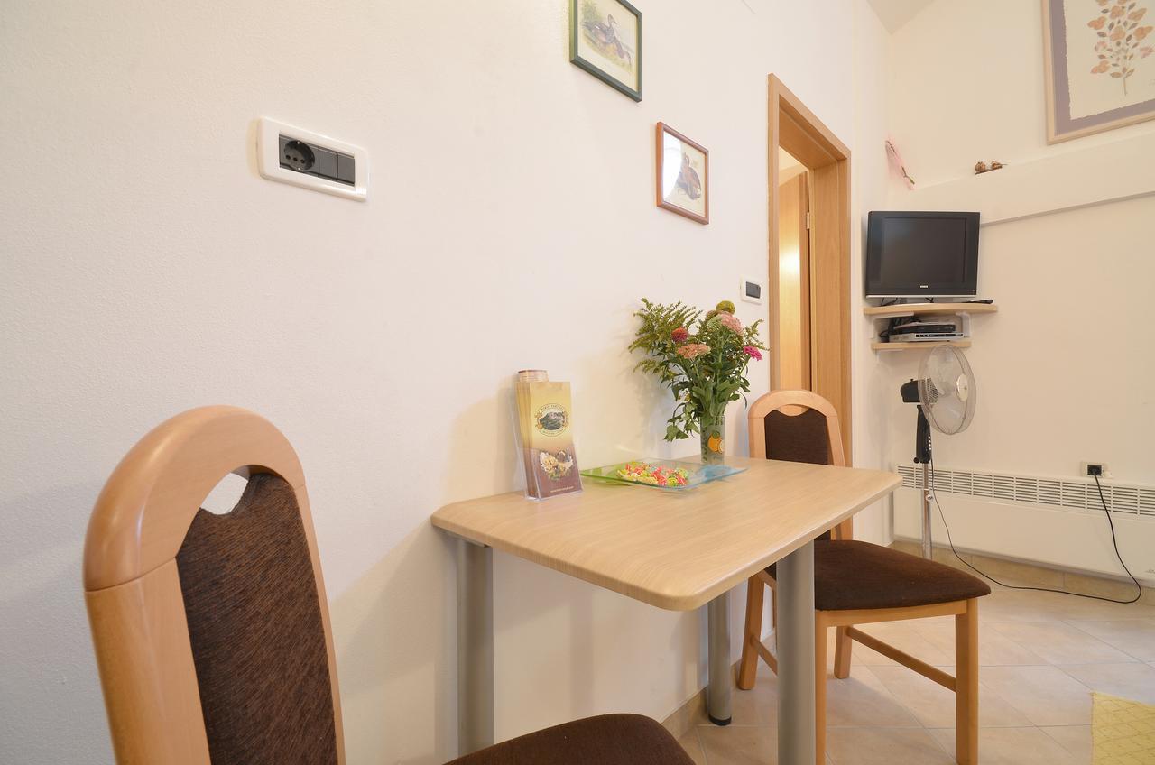 מוטובון Bella Vista Apartments מראה חיצוני תמונה